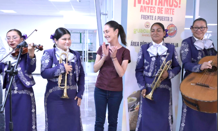 En Tampico reciben con mariachi a Claudia Sheinbaum