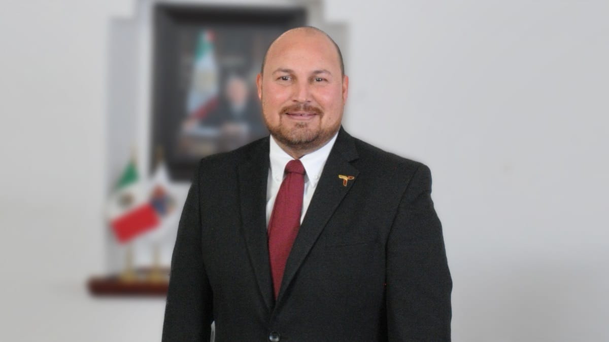 Tras atentado, secretario de gobierno de Tamaulipas acompaña a gobernador