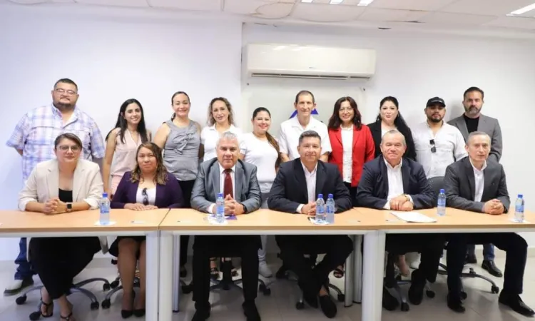 Capacitan a empresarios locales de Nuevo Laredo para exportar sus productos