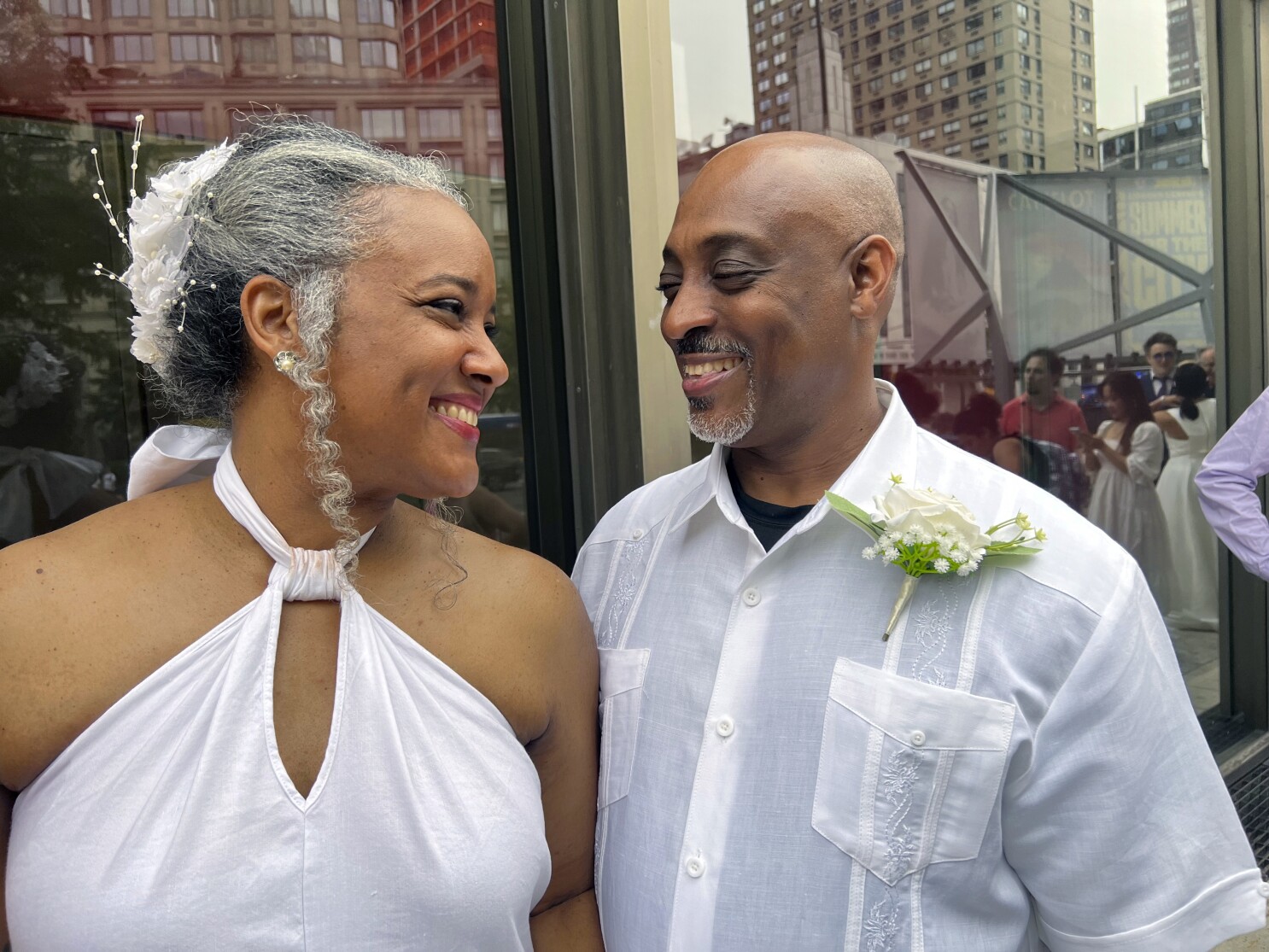 Boda multitudinaria en Nueva York reúne a mas de 700 parejas