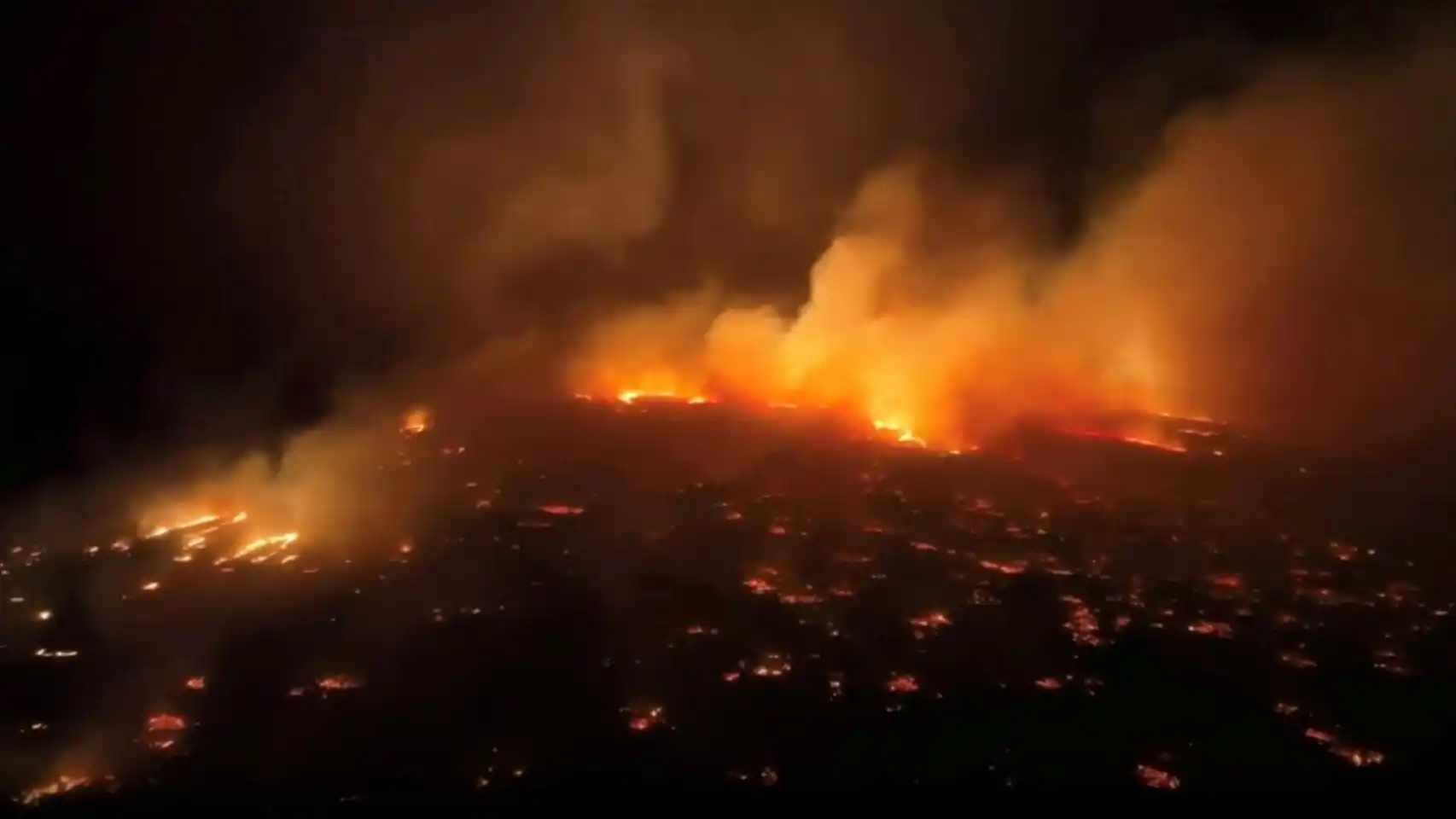 Incendios en Hawai deja al menos 36 fallecidos