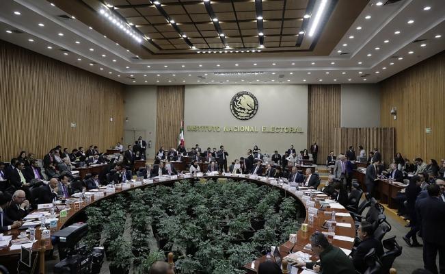 INE estima realizar tres debates presidenciales en 2024