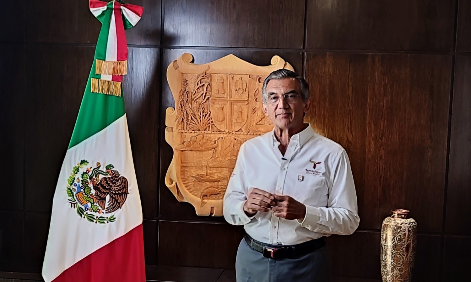 Respeta Américo derechos y prestaciones de maestros; los llama al diálogo