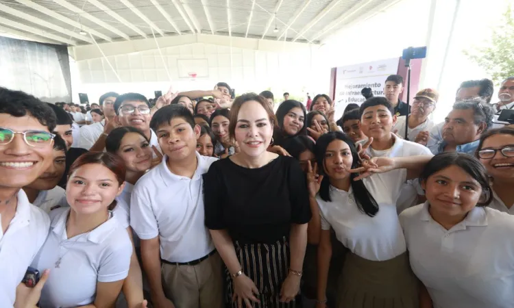 TRANSFORMA GOBIERNO DE NUEVO LAREDO INFRAESTRUCTURA EDUCATIVA DE LA PREPARATORIA ELENA PONIATOWSKA