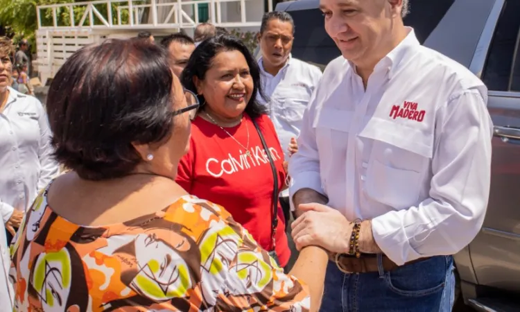 Reitera Adrián Oseguera su compromiso con la población maderense