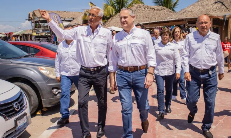 Gobierno de Adrián Oseguera pone en marcha dren pluvial en playa Miramar