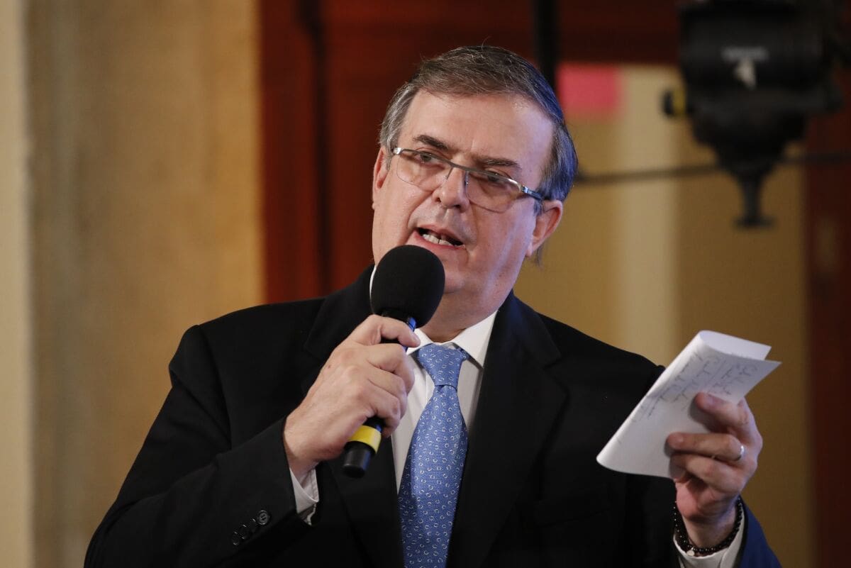 Ebrard dice que en Morena ya no tiene espacio
