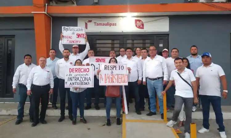 Maestros del GNTE pintan su raya; se pronuncian en contra de paro de labores