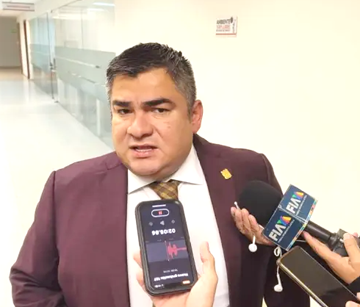 Impuesto estatal a Ubers y Didis no afectará a pasajeros, dice diputado de Morena