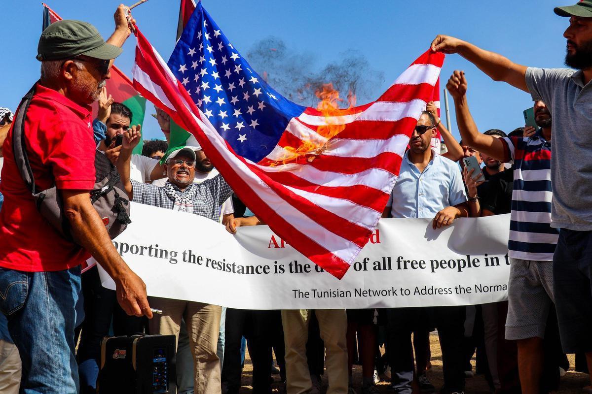 Lanza Estados Unidos alerta mundial de protestas y terrorismo