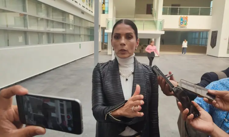 Diputada panista sancionada afirma haber pagado un año de cuotas