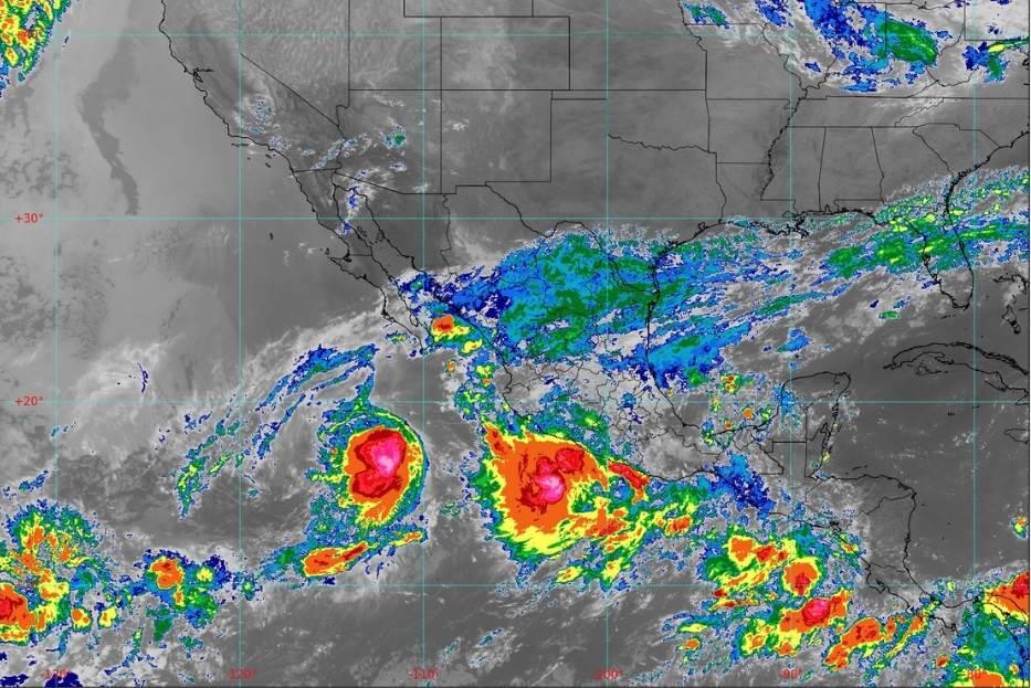 Huracán “Lidia” se convierte en categoría 4