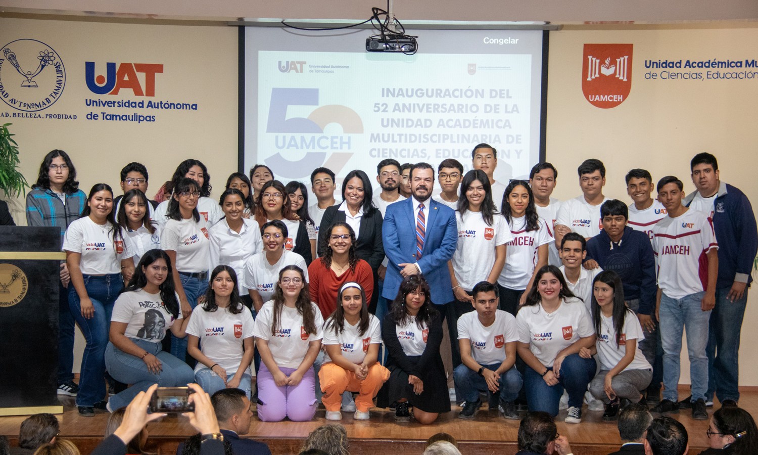 Celebra la UAMCEH UAT 52 años de formar profesionales de excelencia