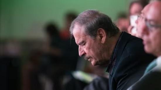 Le quitan a Vicente Fox su cuenta de Twitter