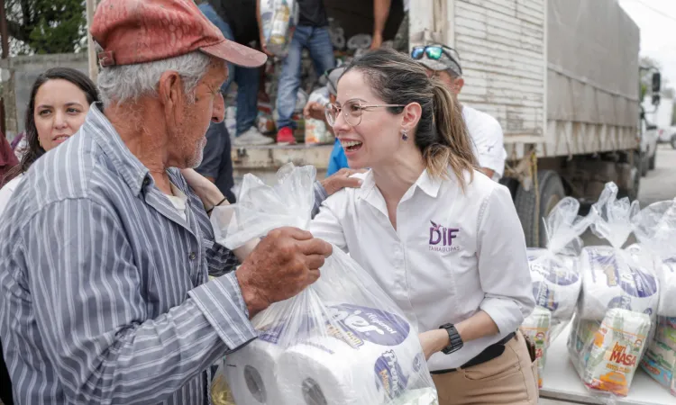Llega hasta Garza Valdez la brigada “Transformando Familias” con cientos de apoyos del DIF Tamaulipas