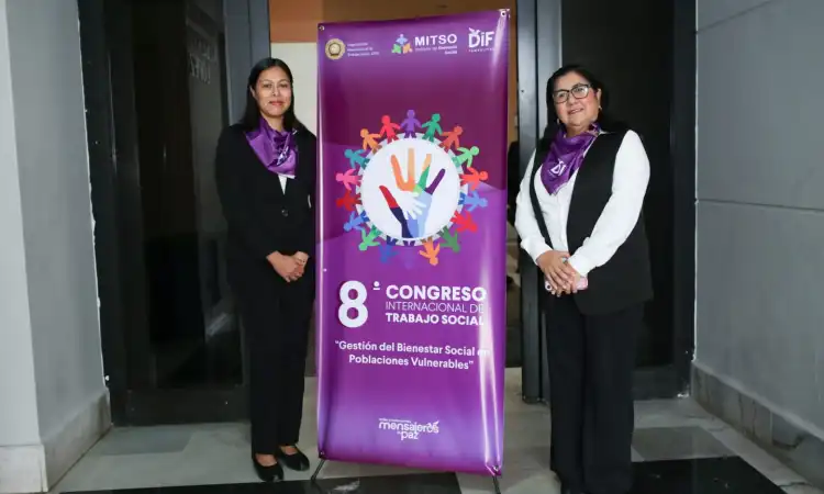 Inaugura María de Villarreal el 8° Congreso Internacional de Trabajo Social