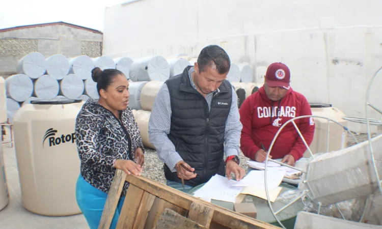 Entrega Municipio más de 5 mil tinacos con subsidio