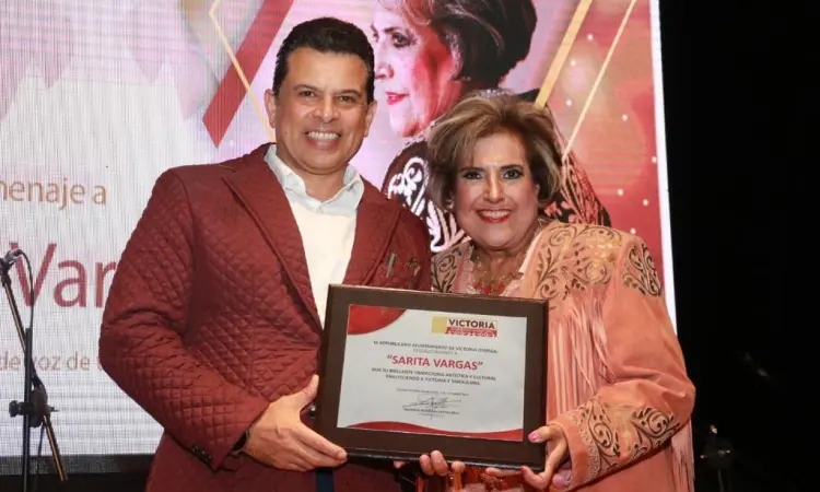 Rinde homenaje gobierno de Victoria a Sarita Vargas