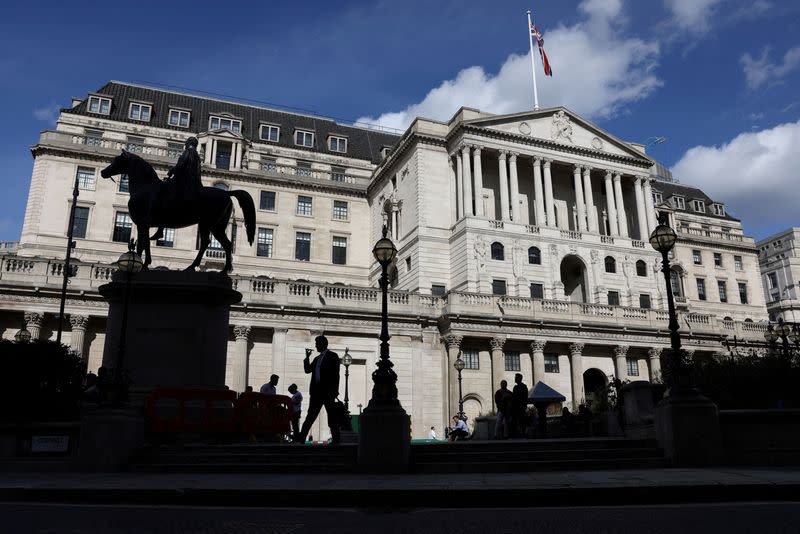 Banco de Inglaterra mantiene sin cambios las tasas de endeudamiento