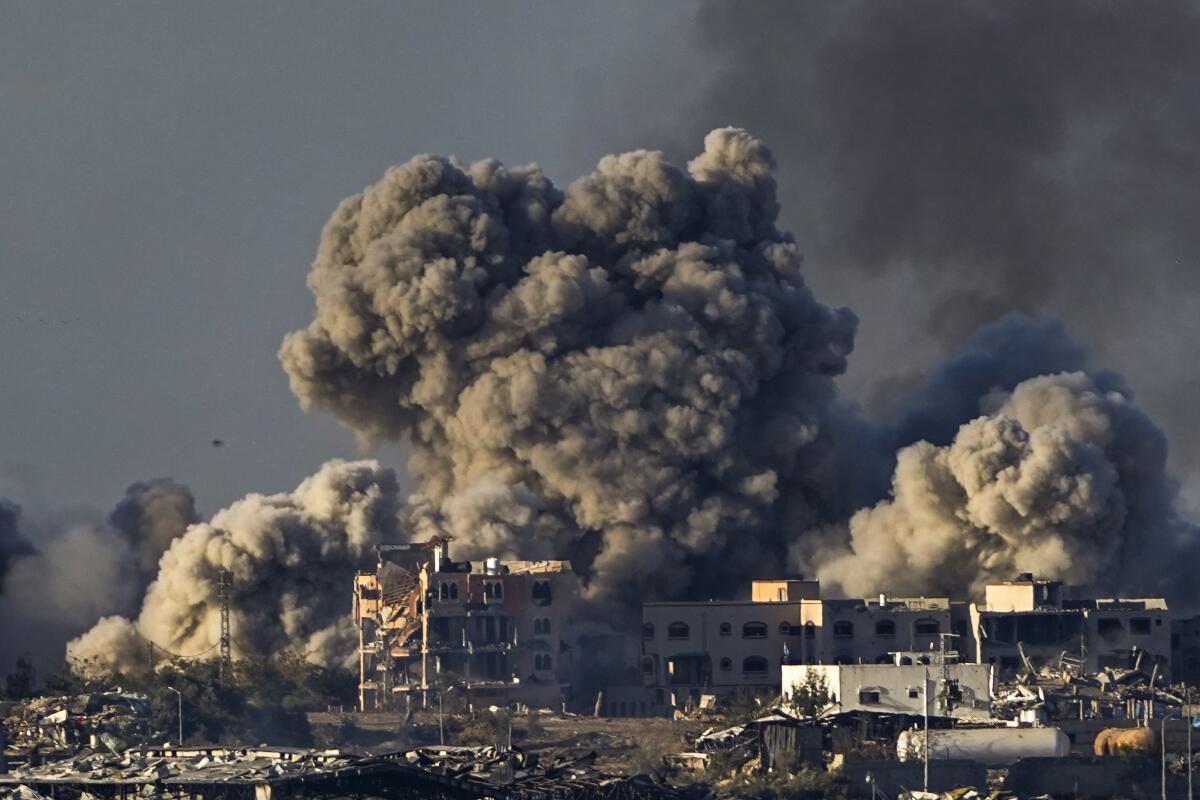 Israel lanza nuevos ataques sobre Gaza tras el final de la tregua con Hamás