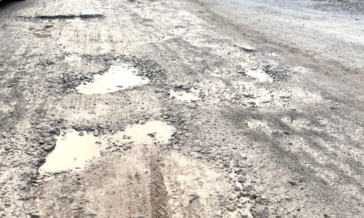 Incontrolables fugas de agua en la Colonia México