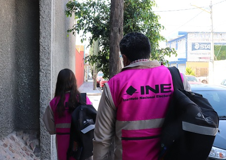 Inicia INE visita a 370 mil ciudadanos para invitarlos a ser funcionarios de casilla el 2 de junio