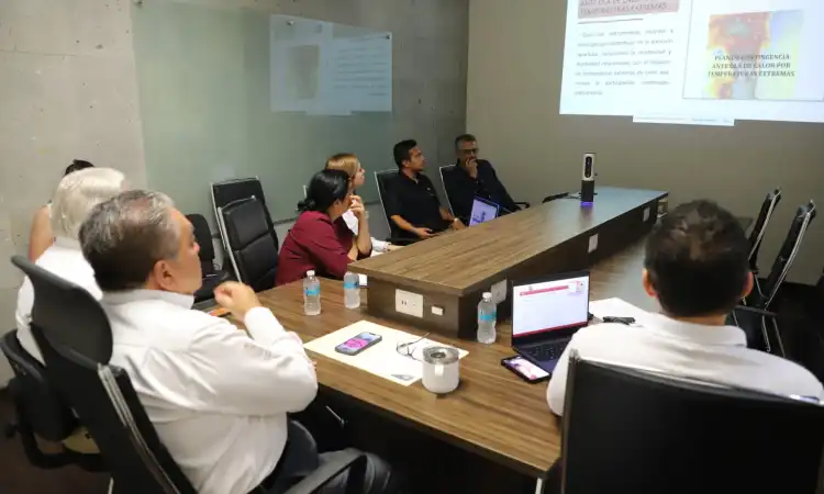 Refuerza SST capacitación a personal médico para enfrentar altas temperaturas