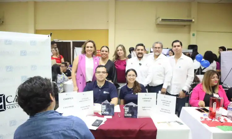 Más de mil vacantes se ofertaron en la Feria de Empleo Victoria 2024