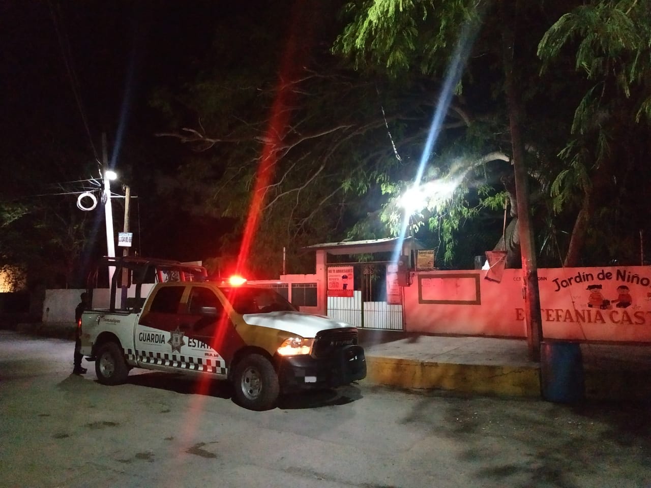Realiza Guardia Estatal recorridos nocturnos en  planteles educativos