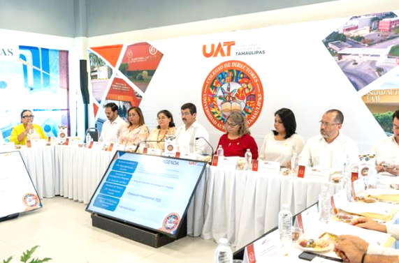 Anuncia rector nuevos proyectos para fortalecer crecimiento de la UAT