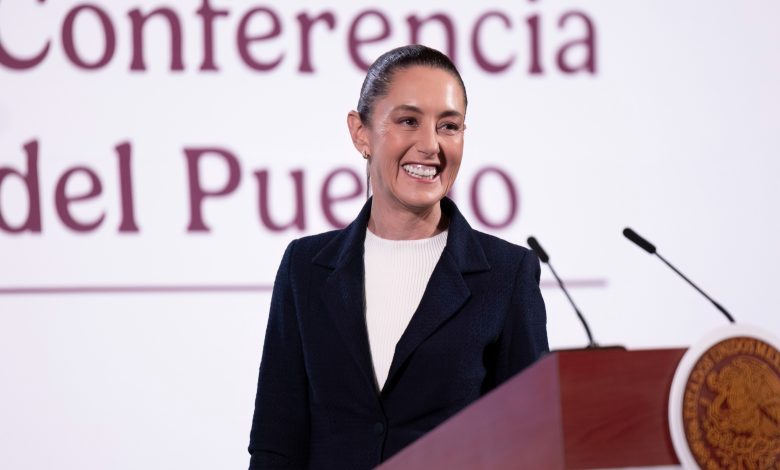 Promete Sheinbaum país más democrático