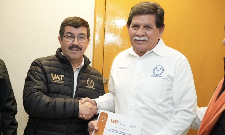 Preside rector Dámaso Anaya celebración del 33 aniversario de Radio UAT
