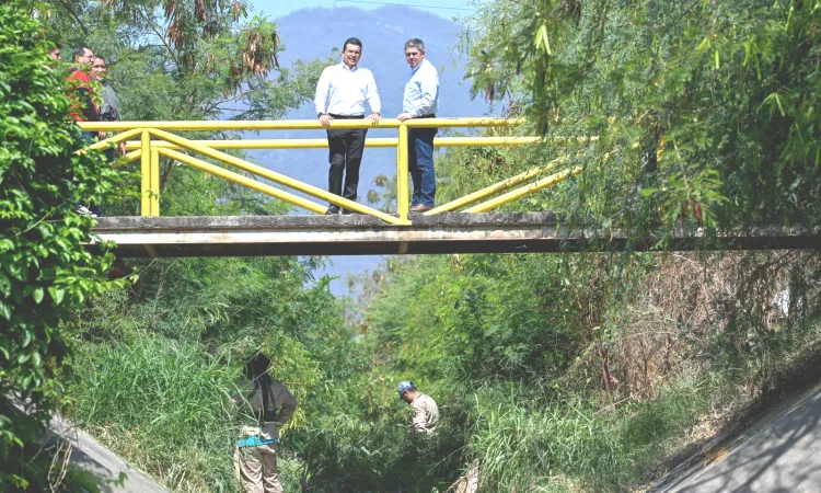 Limpian 37 kilómetros de drenes pluviales en Victoria