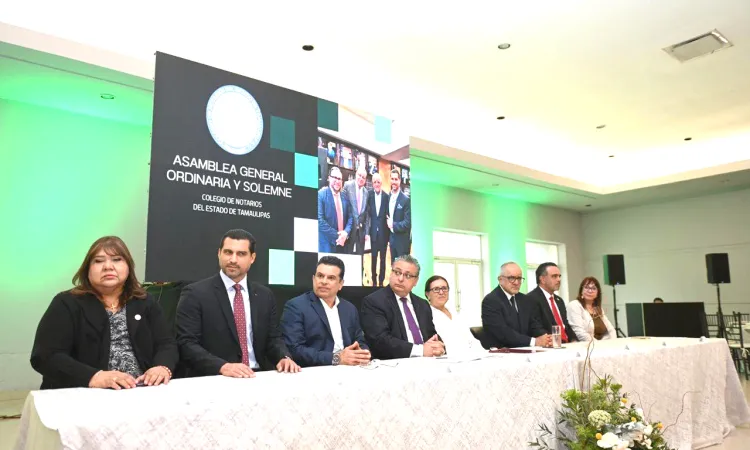 Fortalece alcalde vínculo de respeto y colaboración con Colegio de Notarios