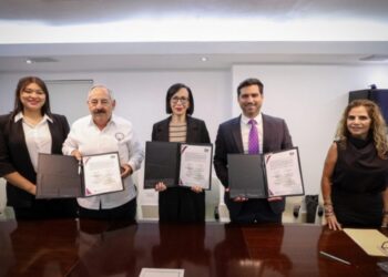 DIF Tamaulipas y Colegio de Notarios firman convenio en beneficio de las familias más vulnerables