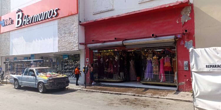 Se prepara el Comercio de Victoria para el Día de las Madres