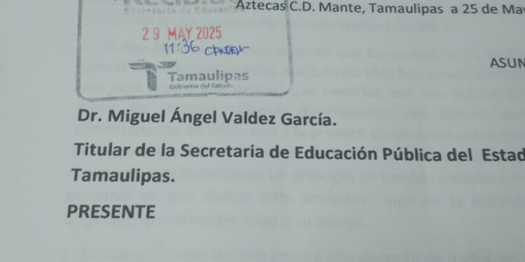 Indignación eSecundaria Técnica 33: Padres Exigen Solución Definitiva