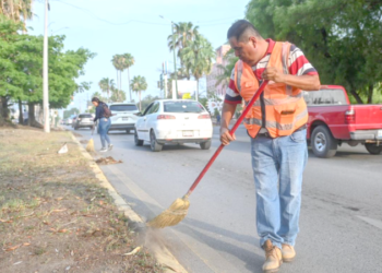 Intenso programa  de limpieza en calles y avenidas