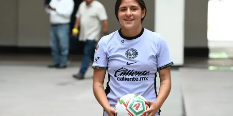 De Victoria al nido del América: el vuelo de Caro Acuña