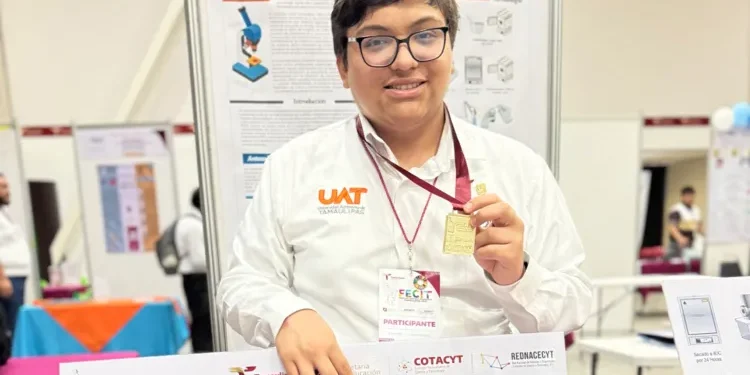 Estudiante de la UAT investiga cura contra el cáncer