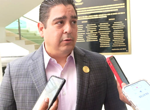Según Cabeza de Vaca, regreso de policías municipales no es solución