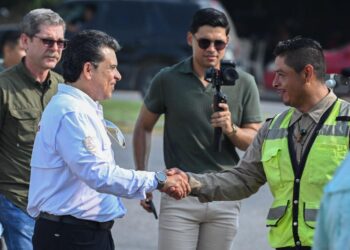 Supervisa alcalde Lalo Gattás atención de reportes ciudadanos.
