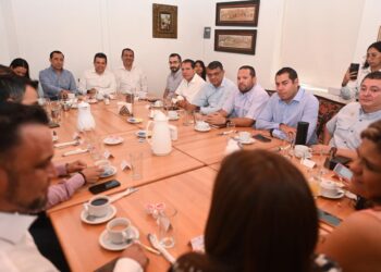 Estrechan lazos de colaboración Gobierno de Victoria y CANACO.