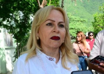 Becas disminuirán deserción escolar en Educación Básica