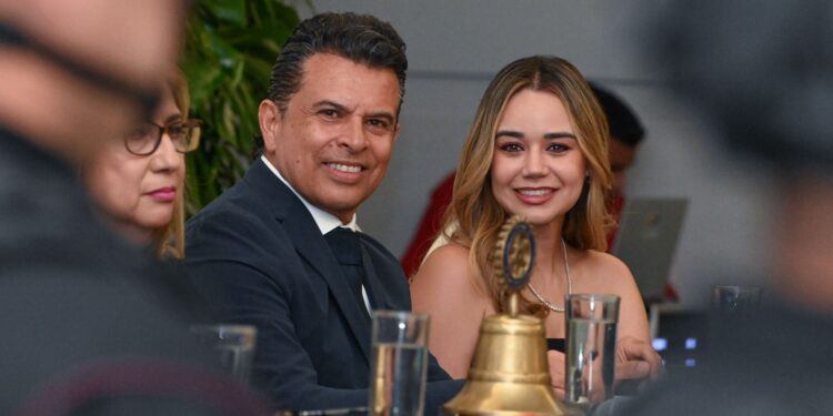 Reconoce Lalo Gattás labor altruista del Club Rotario Bicentenario.
