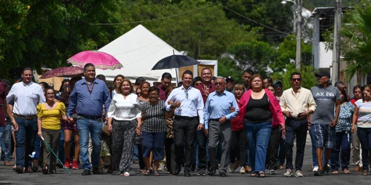 Inaugura Ayuntamiento calle en la Libertad II