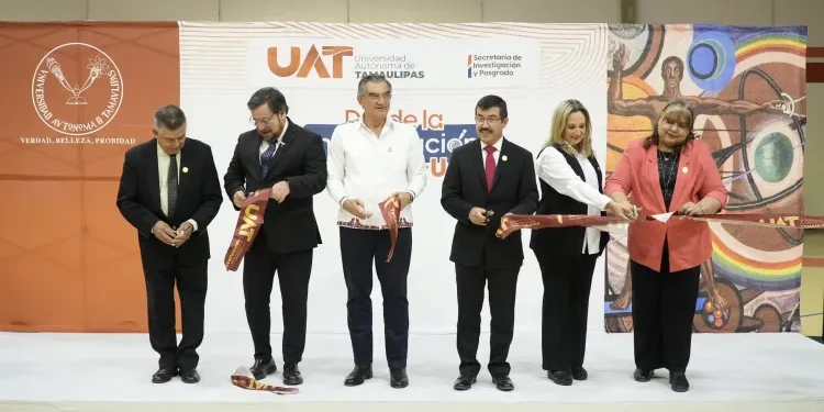 Gobernador y rector inauguran Día de la Investigación UAT 2025
