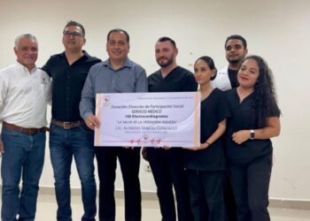 Recibe SET donación de 100 electrocardiogramas para trabajadores educativos