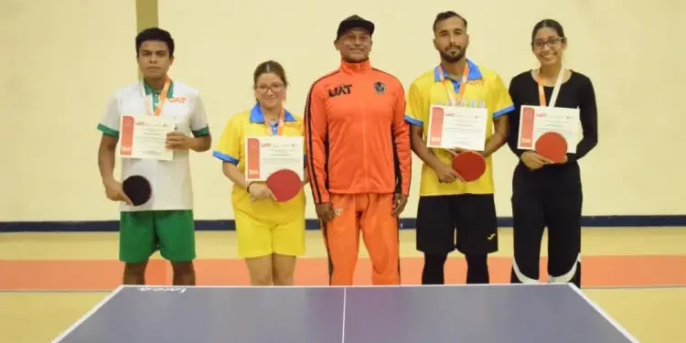 Dominan Abejas el tenis de mesa en Interfacultades UAT ZC