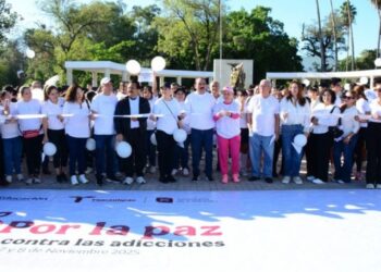 Refuerza SET valores y prevención entre estudiantes en caminata por la paz y contra las adicciones